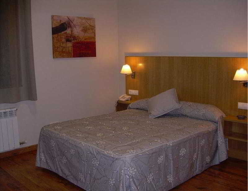Aparthotel Pena Telera Resort El Pueyo de Jaca Ngoại thất bức ảnh