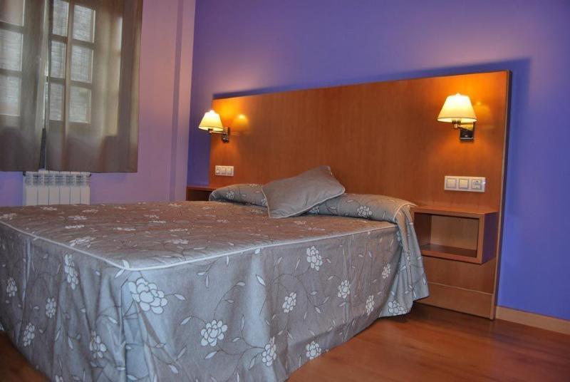 Aparthotel Pena Telera Resort El Pueyo de Jaca Ngoại thất bức ảnh